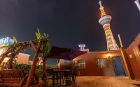 Youyue Light Luxury Hotel (Kashgar Ancient City Scenic Area Branch) - 2-Star