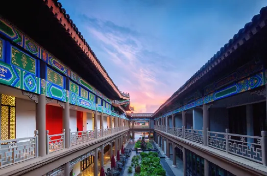 海口鴻洲埃德瑞皇家園林酒店（美蘭機場店）