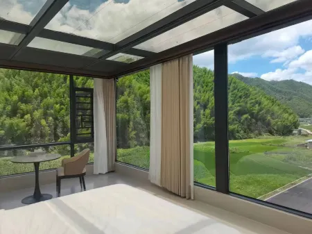 Shuangpai Penglai Hotel Отели рядом с достопримечательностью «Huang Jiangyuan Falls»