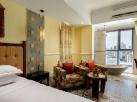 Arison Hotel Hotels near Independence Square