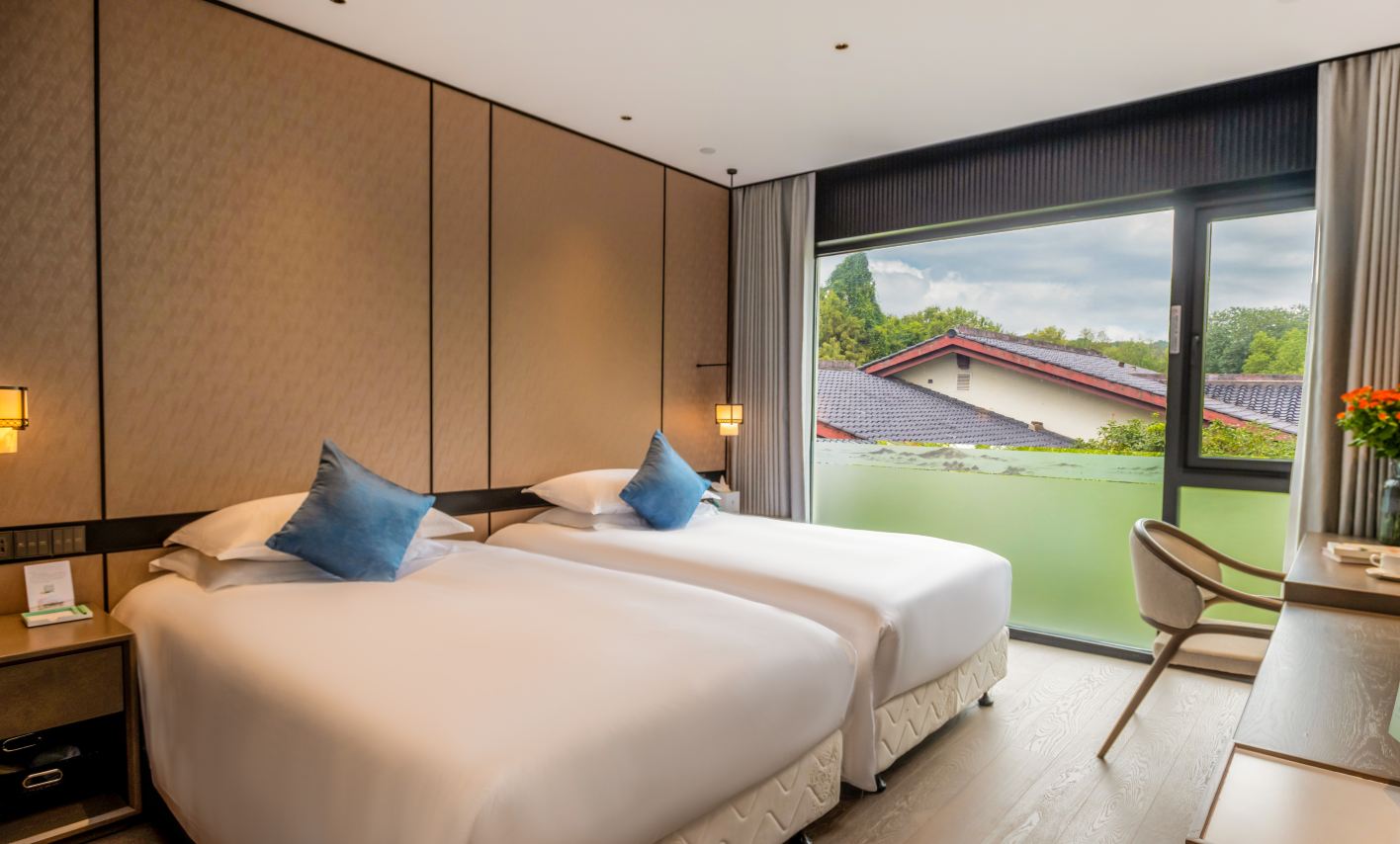 Tingya Twin Room