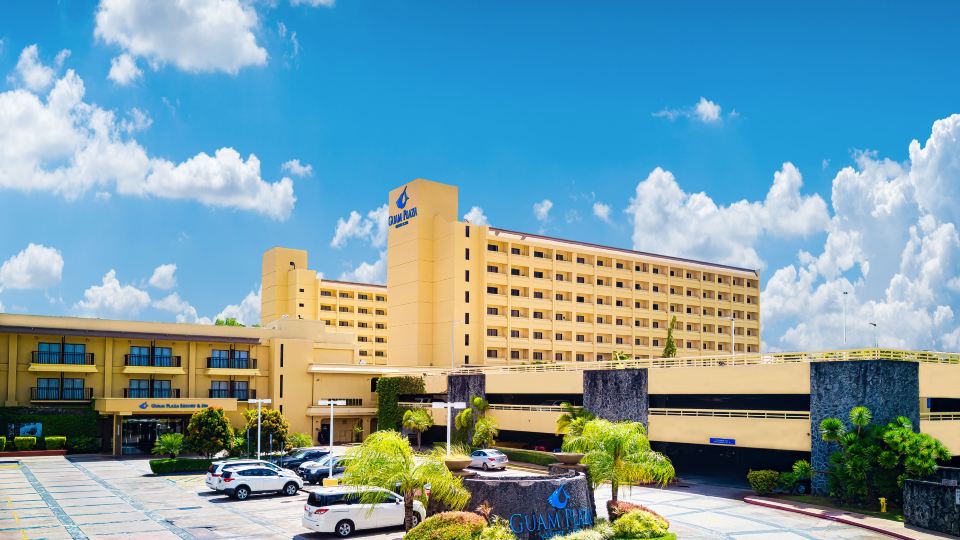 Guam Plaza Resort