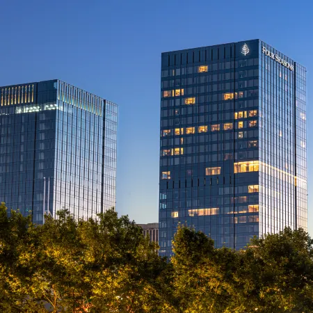 Four Seasons Hotel Hangzhou at Hangzhou Centre