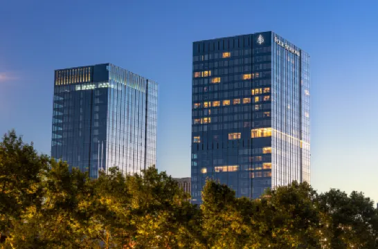 Four Seasons Hotel Hangzhou at Hangzhou Centre Hotels in Hangzhou