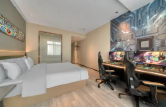 ReMAX Hot Wheat Esports Hotel (Cixi Zhangqi Branch) Hotels near Fangjia Hetou Village