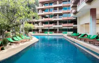 Baumanburi Hotel Patong Các khách sạn ở Phuket