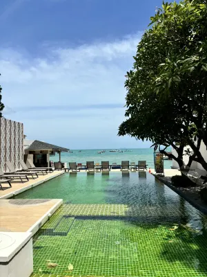 Punnpreeda Beach Resort Hotels near Big Buddha Temple