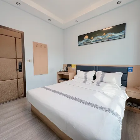 Hongdong Yimin Homestay