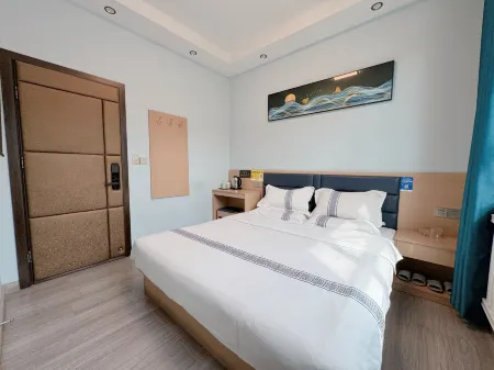 Hongdong Yimin Homestay Отели рядом с достопримечательностью «Hongtong Central Square»
