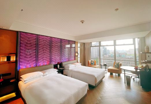 소피텔 베이징 센트럴 수영장