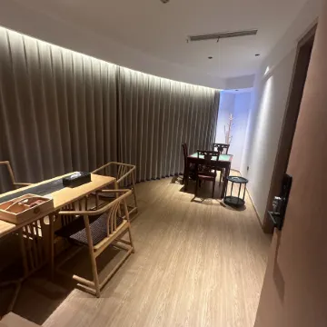 Huaying Hotel