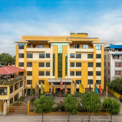 Yellow Pagoda Hotel Hotels near Ranipokhari