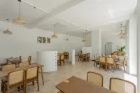 South Australia Coastline Seaview Villa - breakfast
