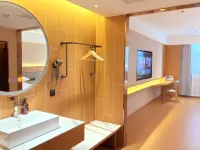 新星市班超酒店（文滙路班超大廈店） 鄰近新疆生產建設兵團第十三師新星市博物館的酒店