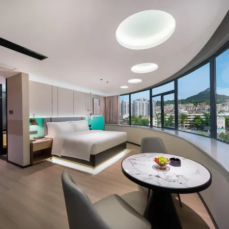Ezzi Hotel (Lianzhou Panyu Road Branch)