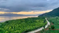 Fuxian Lake Linyun Mountain Homestay