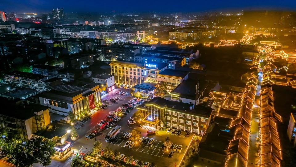 Zhouchun Hotel