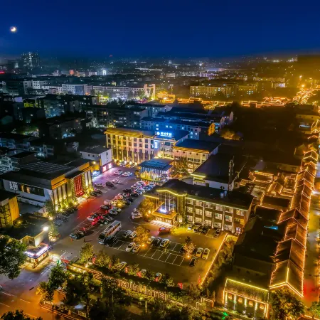 Zhouchun Hotel