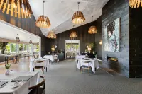 Woodhouse Mountain Lodge Hotels in Warkworth