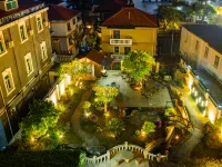 House of Windsor - Villas