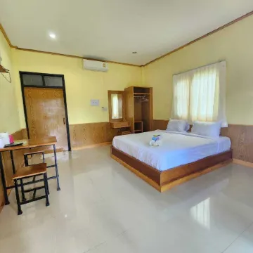 Koh Kood Far East Resort Отели рядом с достопримечательностью «Huang Nam Keaw Waterfall»