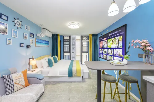 Huaxi Boutique Homestay (East Second Ring Taihe Plaza)