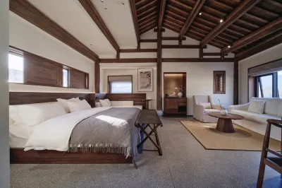 Huangshan Yincijian Homestay (Chengkan Scenic Area) Отели рядом с достопримечательностью «Получение пассажирского автобусного пункта»