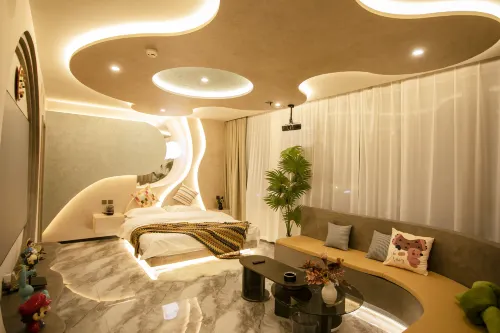 Chuyu Homestay (Zhonghua Baluoke Jiequ Subway Station)