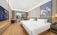 Magnotel Hotel (Xinyangdong Railway Station) Hotels near Xinyang East Railway Station