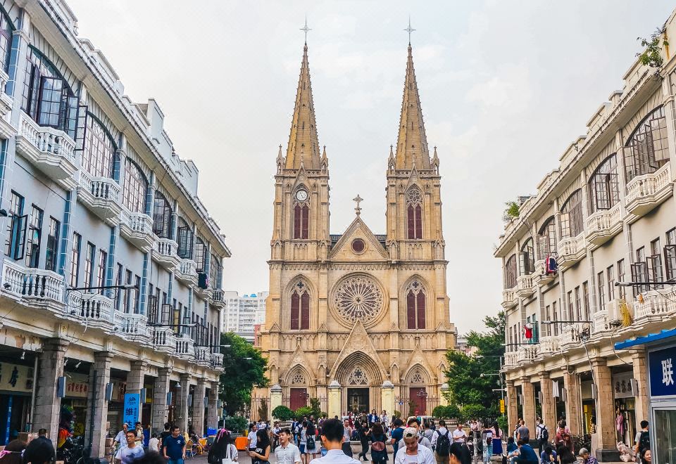 이쟈무플러스 호텔 객실