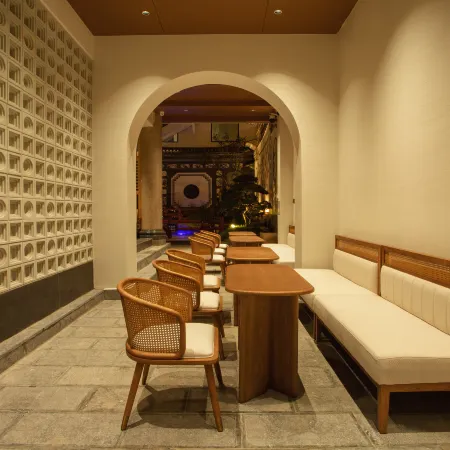 YunLin Hotel