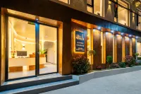 Liangliangshan Designer Smart Oxygen Resort Hotel (Dukezong Ancient Town Branch)
