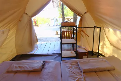 Hang Sói Glamping Các khách sạn gần I LOVE HỒ CỐC PARK