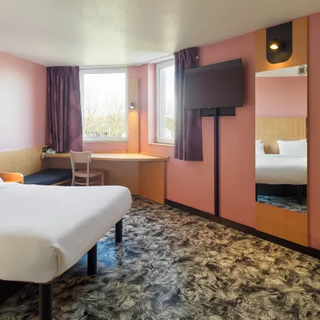 B&B Hotel Orly Rungis Aéroport 3 étoiles