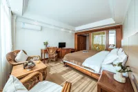 Ruili Yurui Hot Spring Garden Resort Hotel - balcony