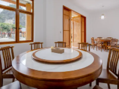 Jiulong Chinese Inn Hoteles en Condado de Long'an