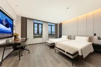 Taizhou Tiantai Passenger Centre Xincheng Plaza Atour Hotel
