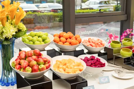 Hampton by Hilton Shenzhen Guangming Отели рядом с достопримечательностью «Dadingling Shanlin Park»