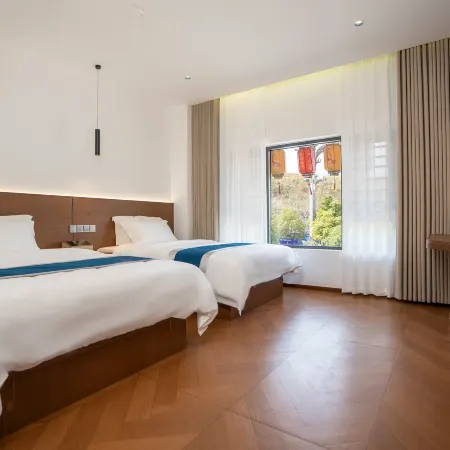 Kangyue Resort Hotel (Shexiang Ancient Town)
