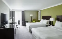 Delta Hotels by Marriott Manchester Airport - Pools