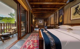 Yiquan Riverside Guesthouse (Fenghuang Ancient Town )