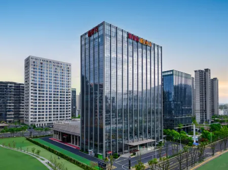 ETERNITY HOTEL Отели рядом с достопримечательностью «Fujian University of Agriculture and Forestry (Qishan Campus)»