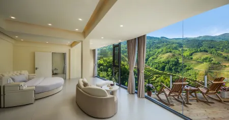 Longji Guyu Mountain View Homestay Отели рядом с достопримечательностью «Huangluo Village of Yao Nationality»