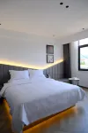 Yinyue Shanshe  Hotel Hotels in Songming