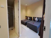 Hunter Hide Pool Villa