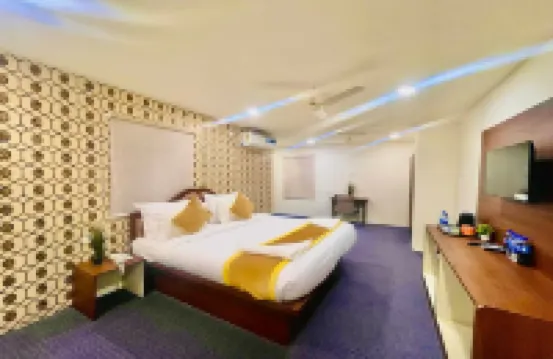 Hotel Eagle Grand Airport Zone Hotels in Shamshabad