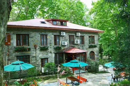 Lushan Songran Chinese Inn