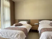 Qiongkushitai Shaohua Jinghao Homestay - Bergblick