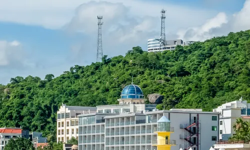 惠東巽寮灣臻汐•金色沙灘海景酒店