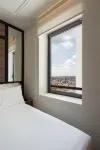 Pestana CR7 Gran Vía Madrid - Balcony